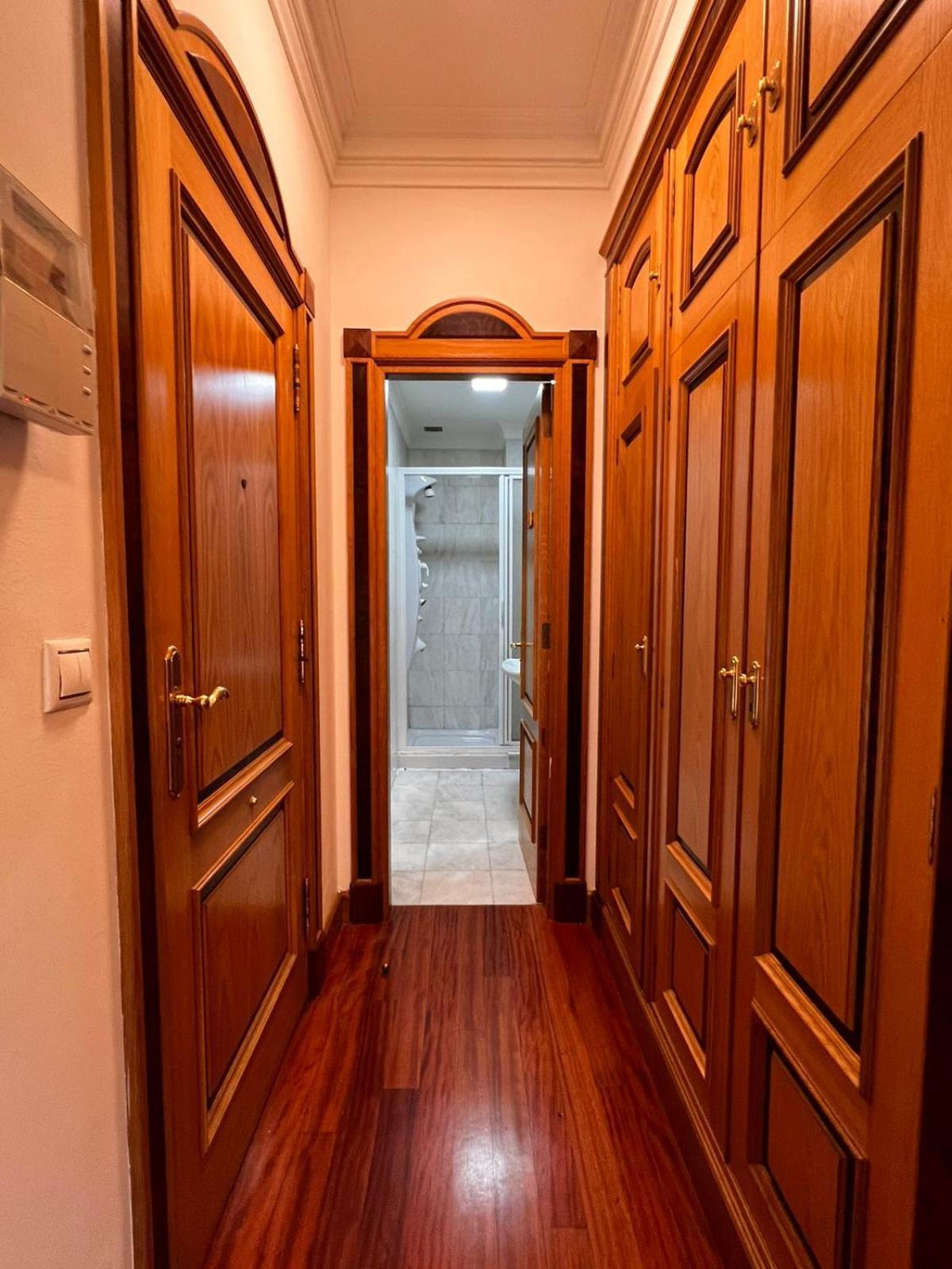 Central Suites Isabel II Vigo Eksteriør billede