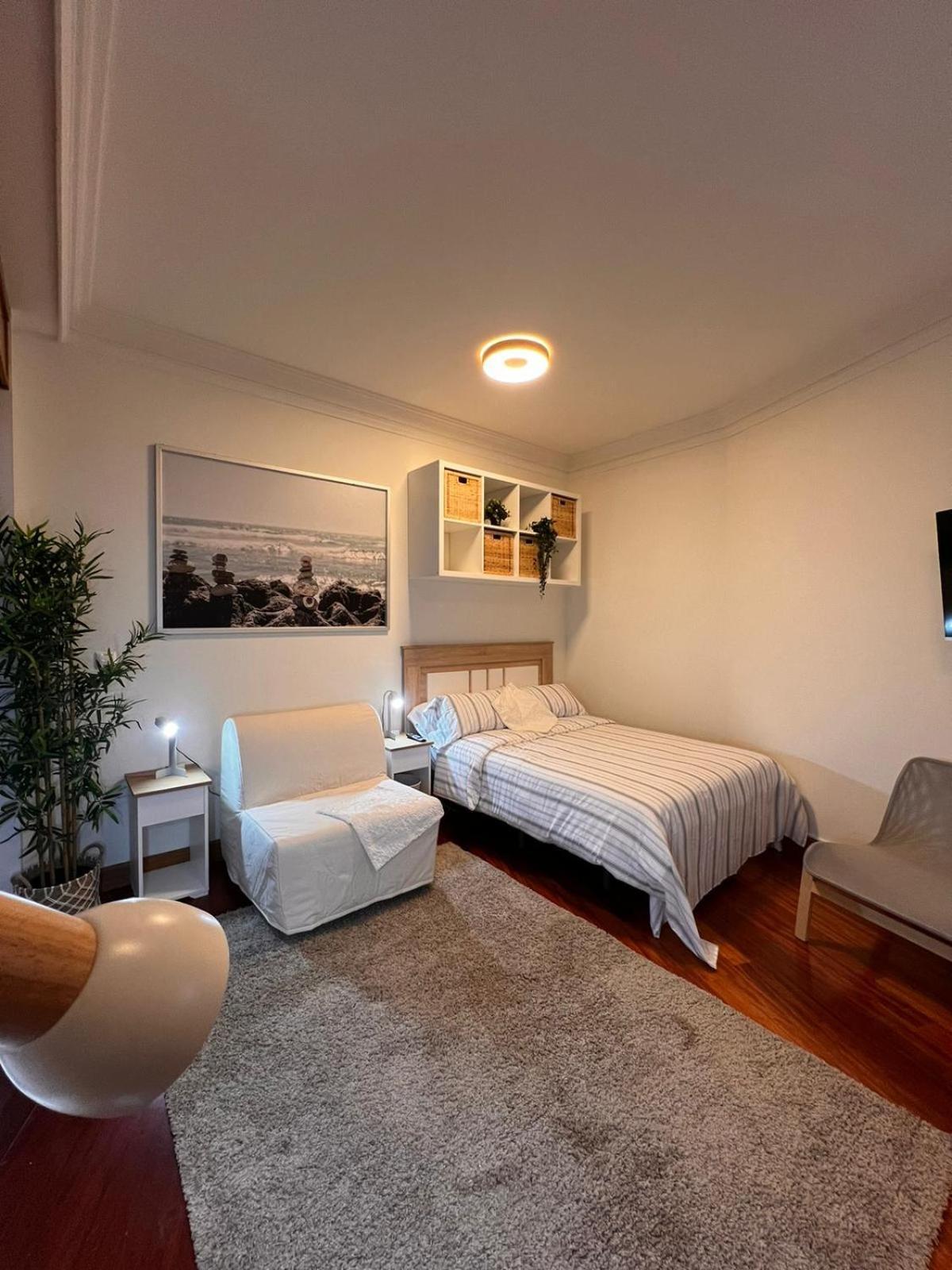 Central Suites Isabel II Vigo Eksteriør billede