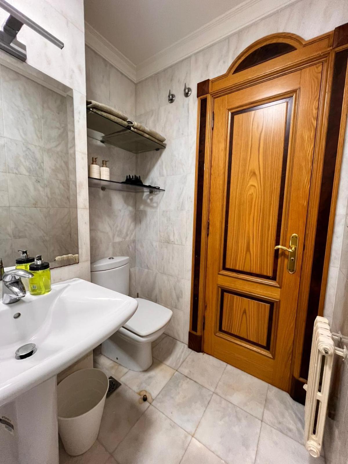 Central Suites Isabel II Vigo Eksteriør billede